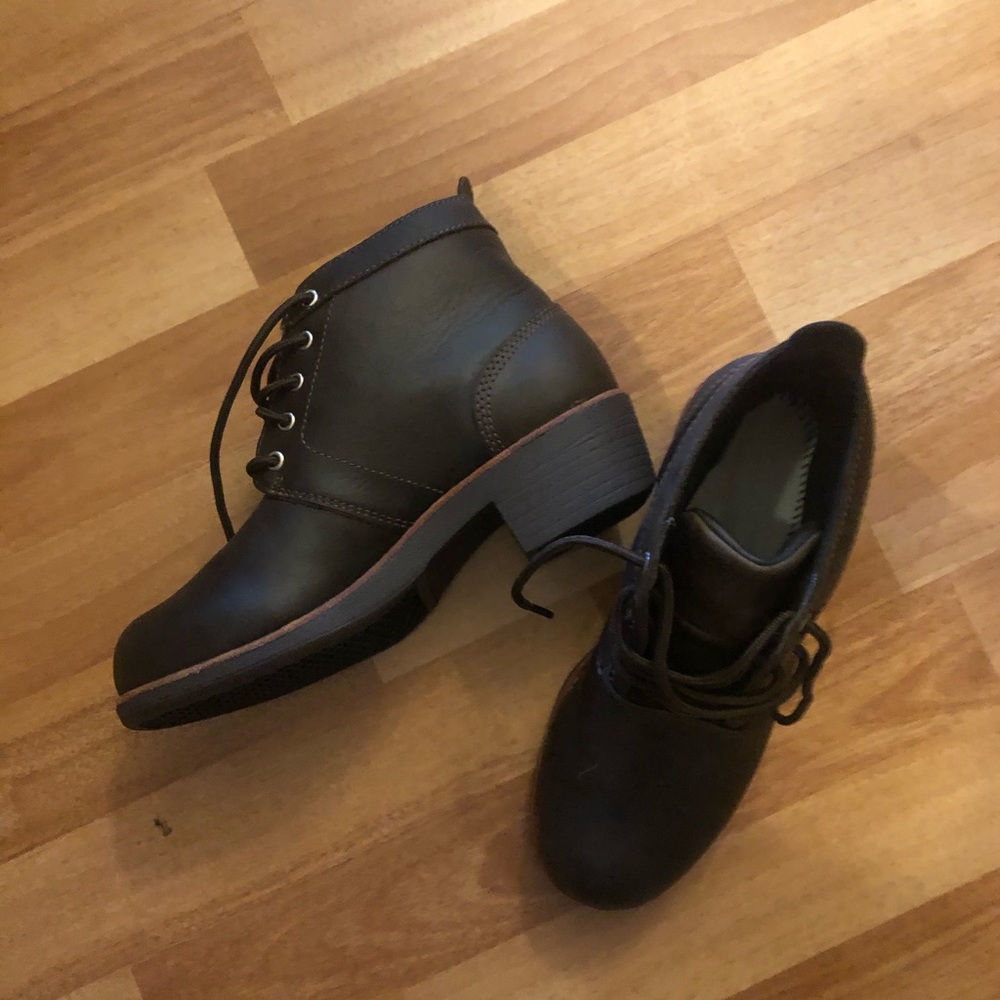 Brand new Red Wing work boot